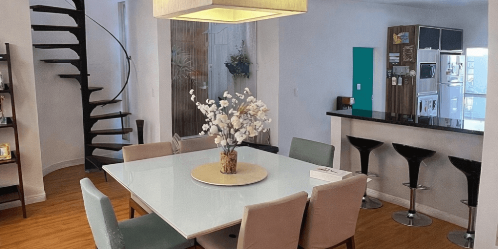 0DACAA91-804E-4E34-86F0-ADCDED89F353